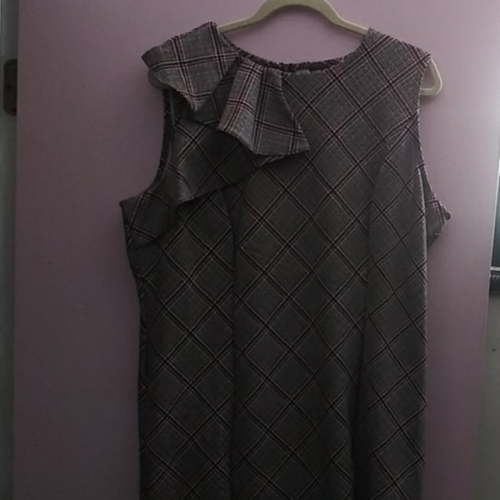 Ladies dress